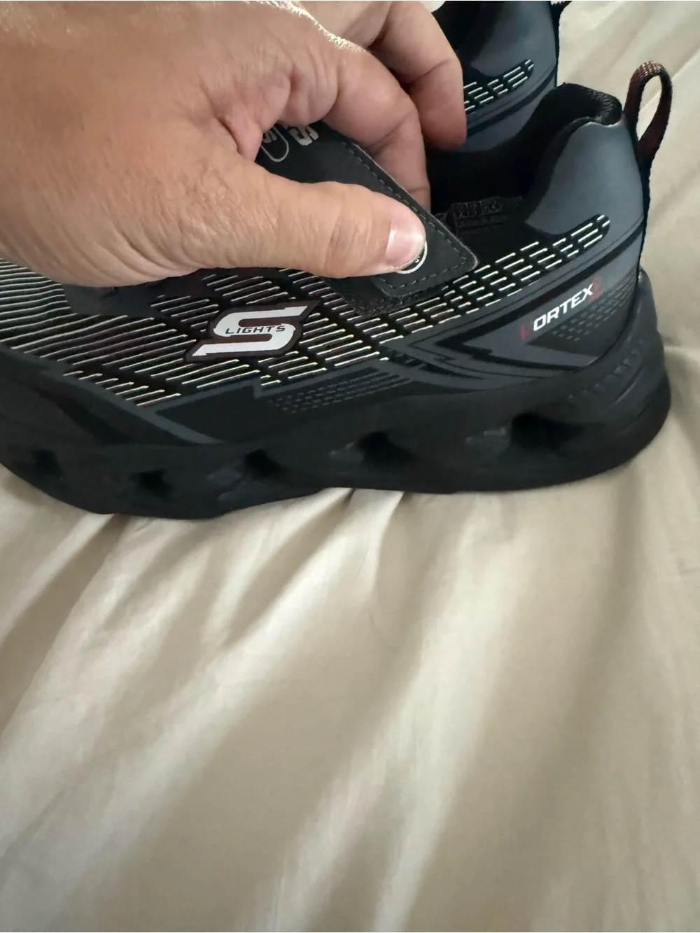Skechers S-Lights Ortex Light-Up Sneakers Boys Size 2 Black Red